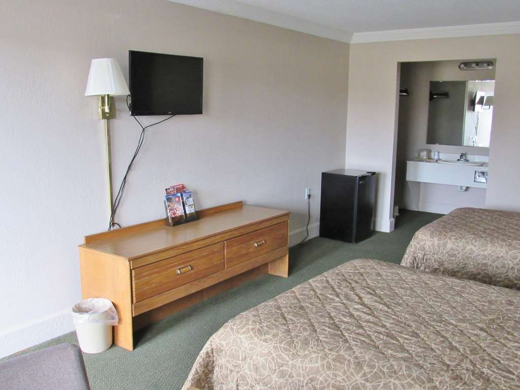 Americas Best Value Inn - Somerset Room photo