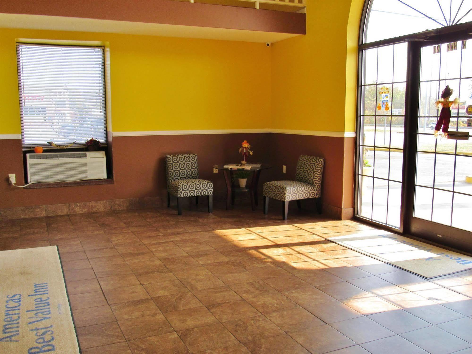 Americas Best Value Inn - Somerset Exterior photo