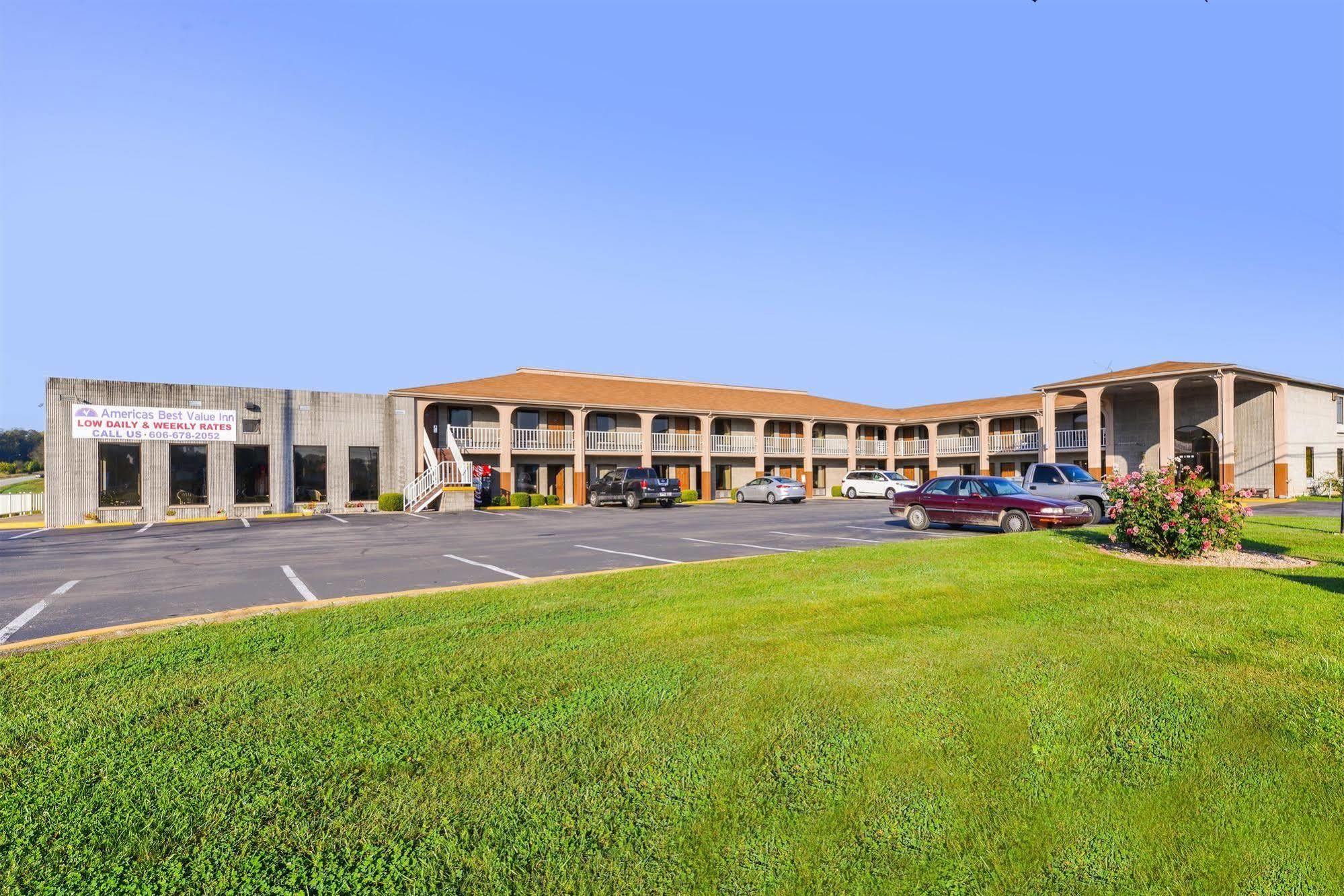 Americas Best Value Inn - Somerset Exterior photo